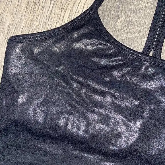 Beyond Yoga Pearlized Slim Racerback Cropped Tank Size M - Like New Condition - Picture 7 of 7